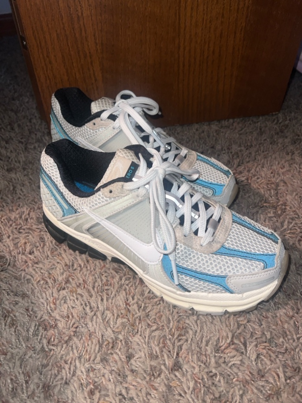 Nike Air Zoom Vomero 5 Sneaker